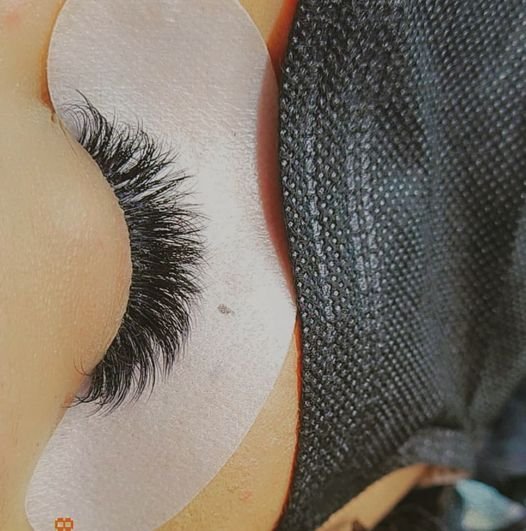 Lash Extensions Barbado - Qualified Lash Technician in Barbados